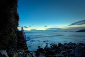 世界短道锦标赛：抗衡犯规策略成焦点，短道世界纪录